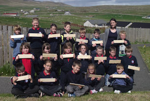 Dunrossness Primary Pupils Complete Sumburgh Graffiti Project